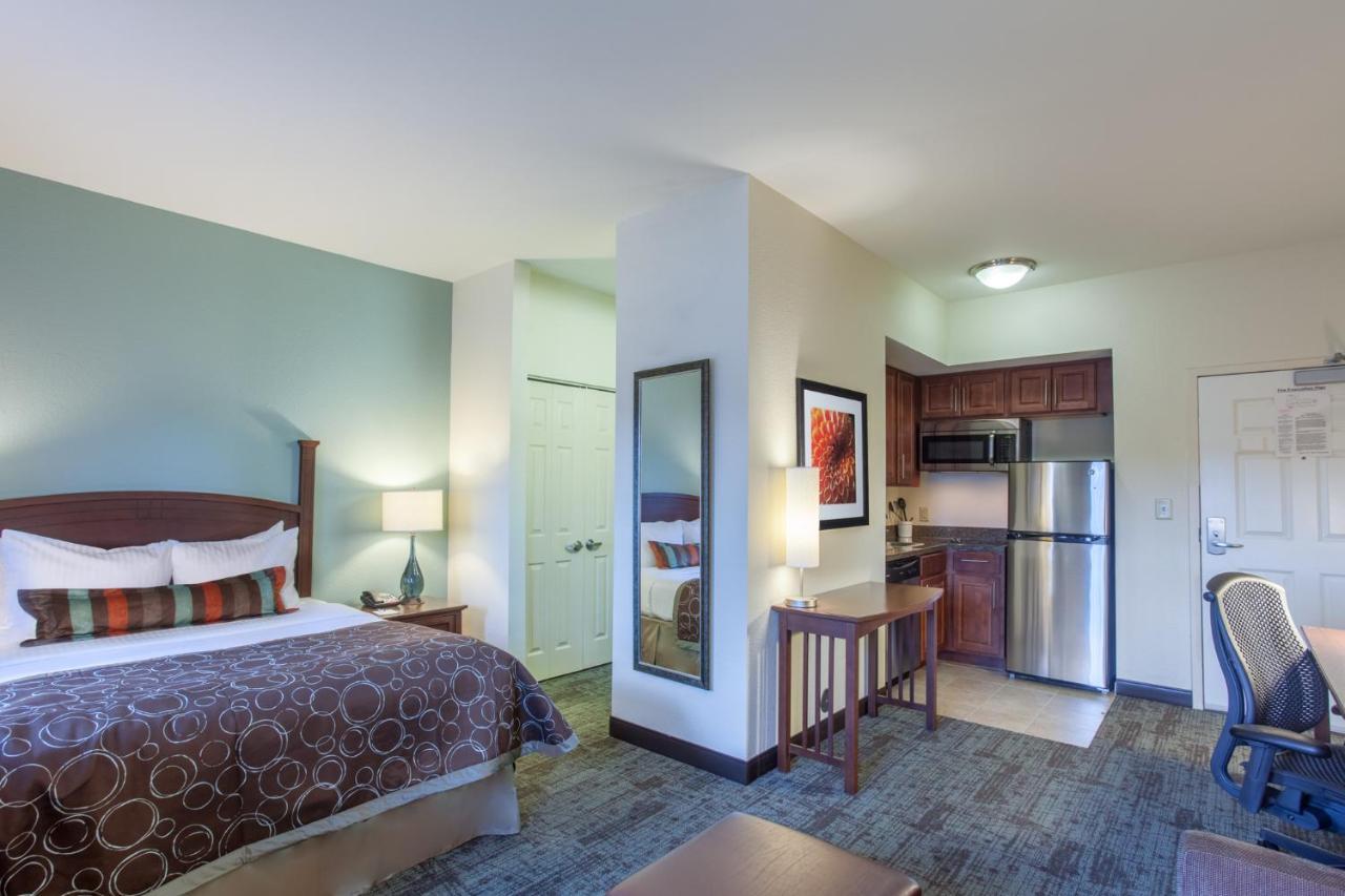 Staybridge Suites North Brunswick, An Ihg Hotel Luaran gambar